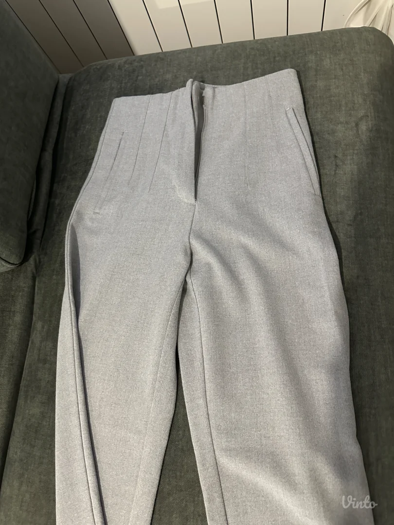 Zara pantalone