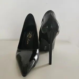 Crne lakovane salonke kao nove! br. 38