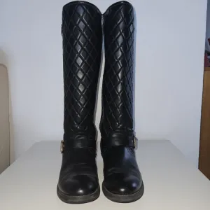 Crne čizme do kolena štepani dezen (br 38)