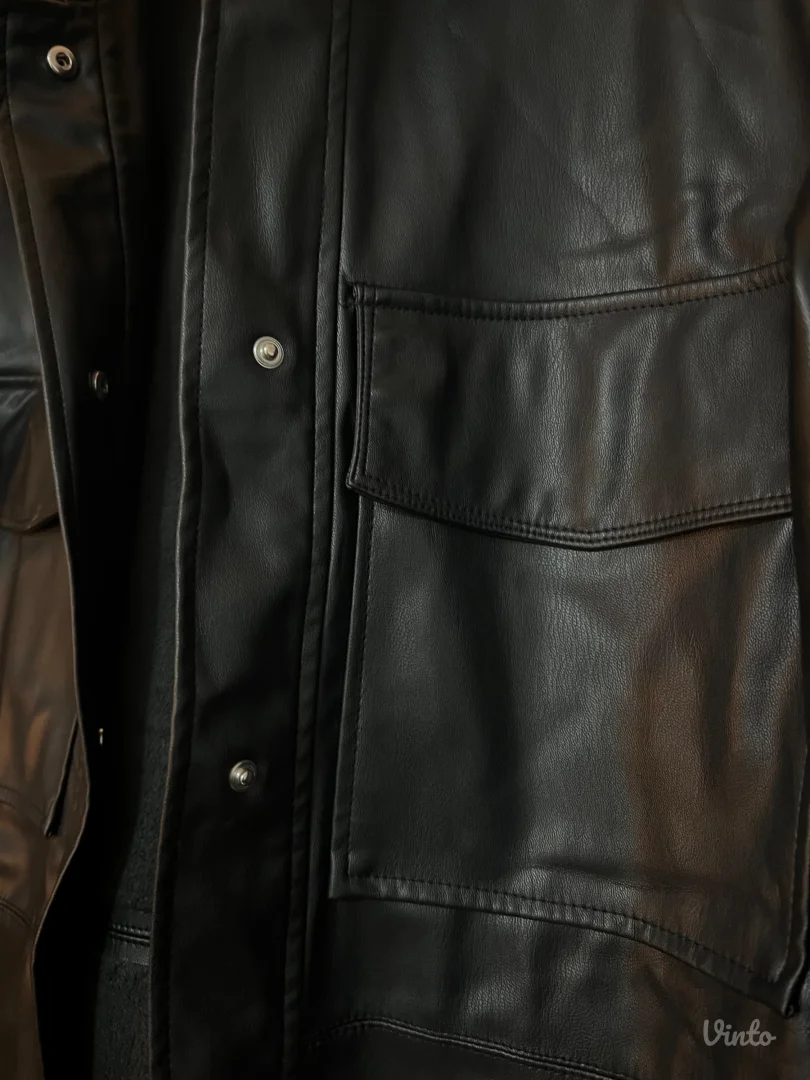 Nova Zara crna košulja- imitacija kože