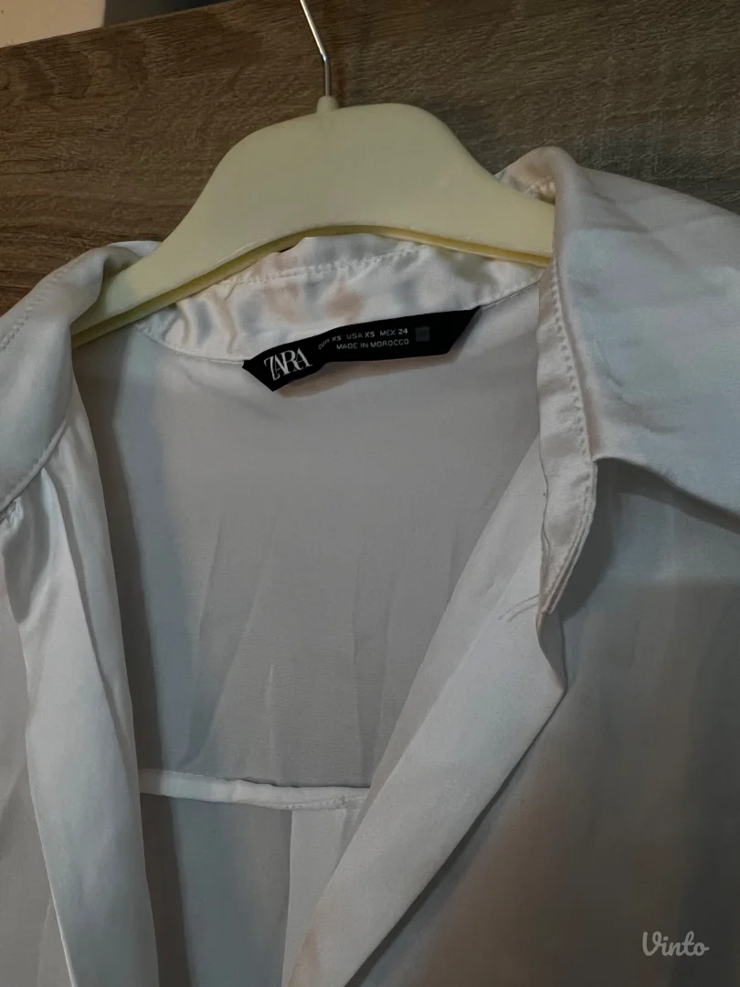 Zara svilena bela košulja