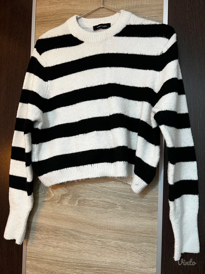 Džemper na pruge