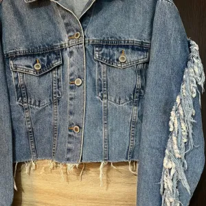 Bershka teksas jakna sa resicama