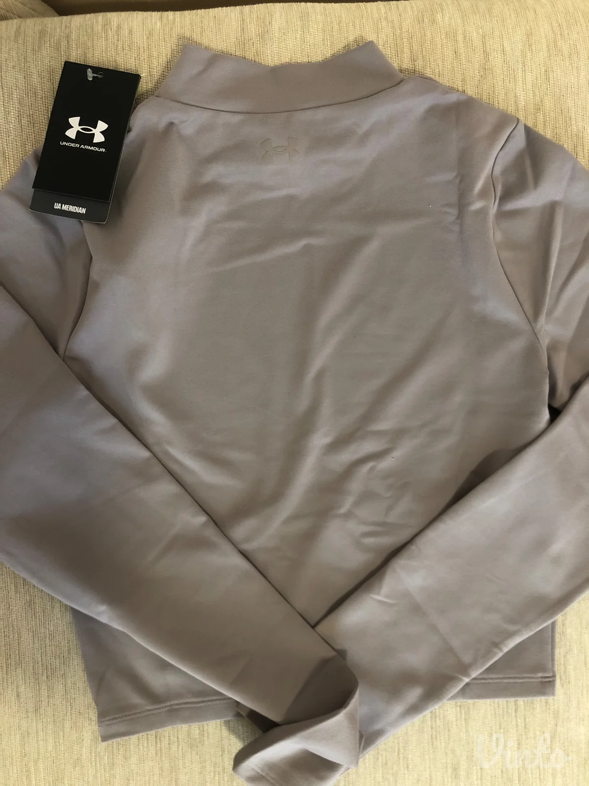 Under Armour top S