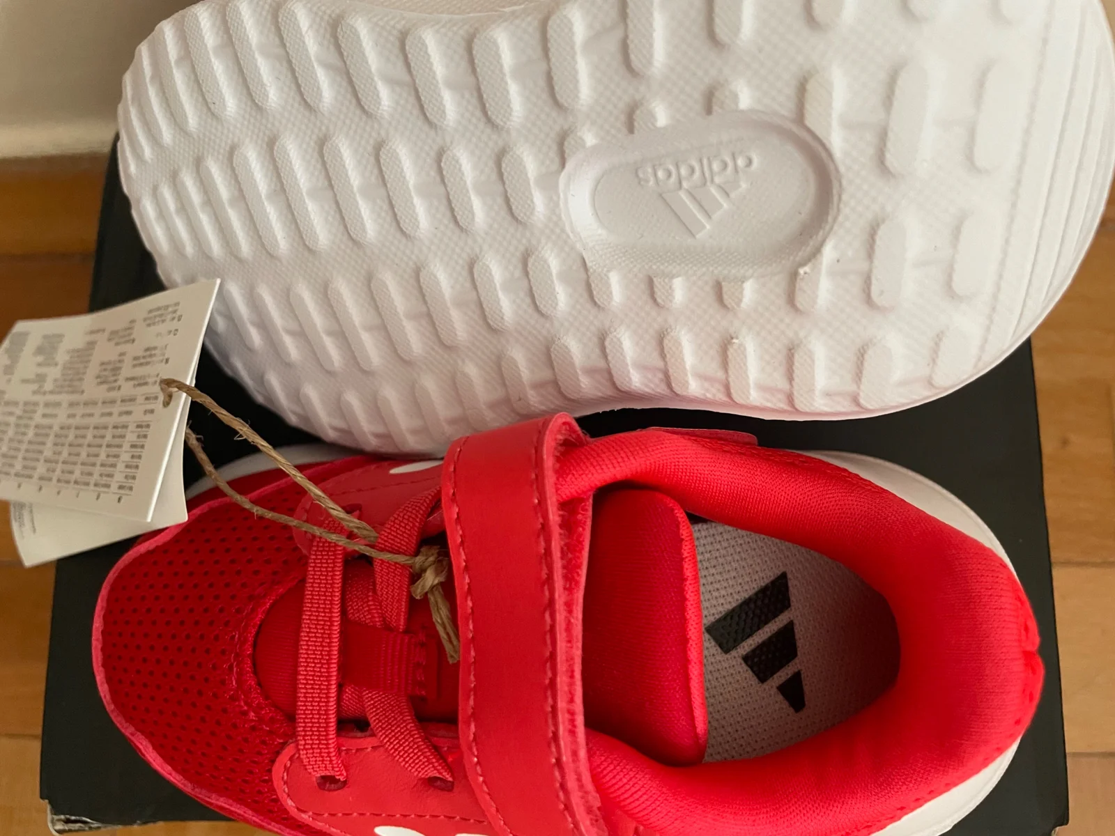 Adidas dečije patike 20vel