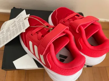 Adidas dečije patike 20vel