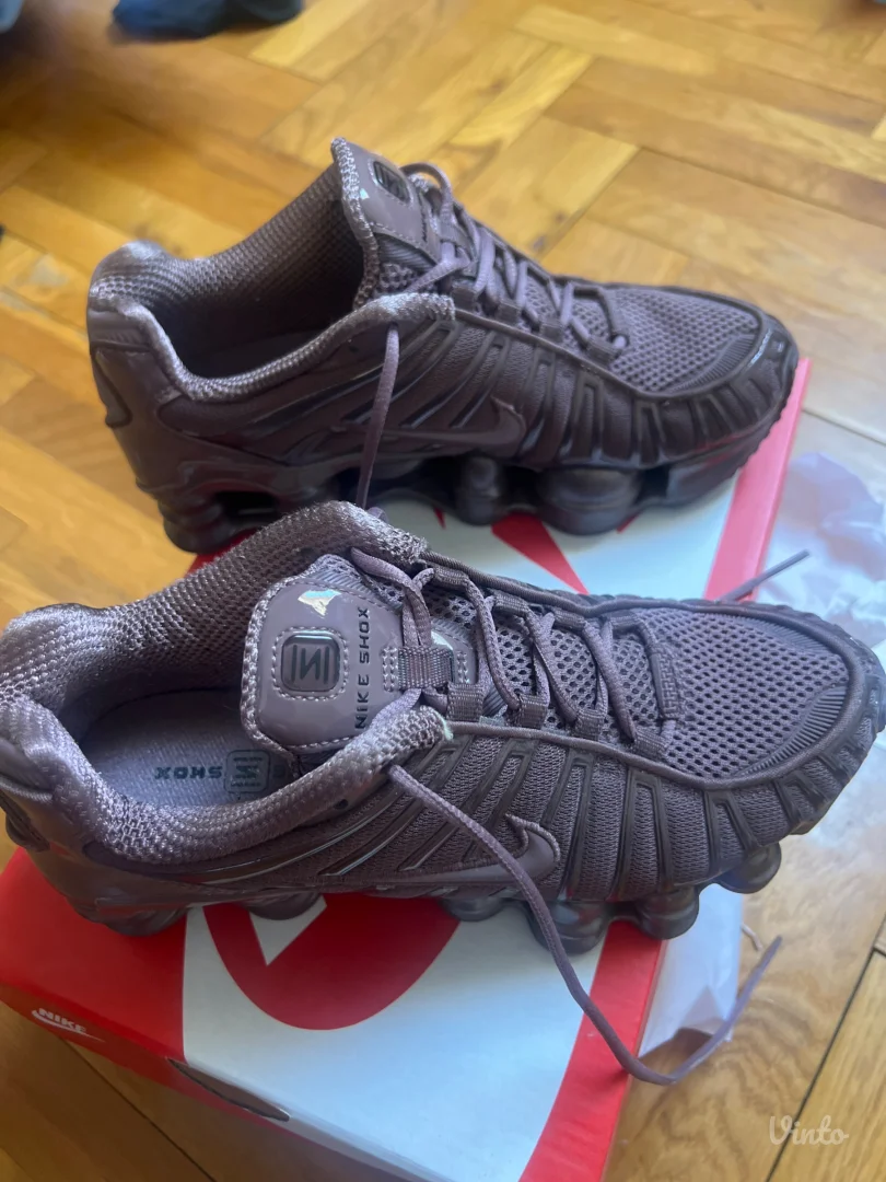 Nike shox