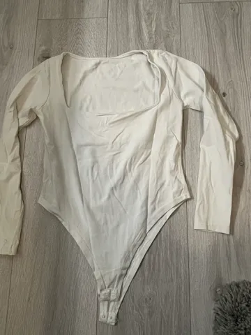 Beli pamučan bodi S