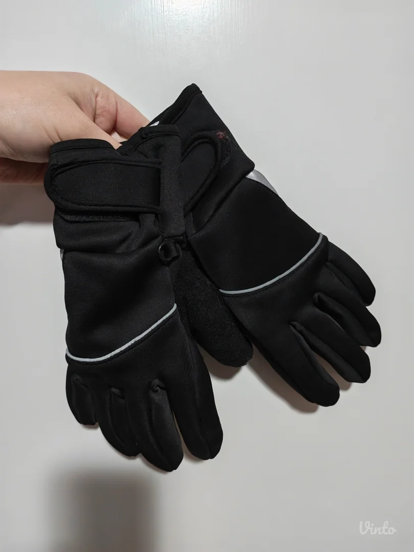 Jakna i pantalone za skijanje