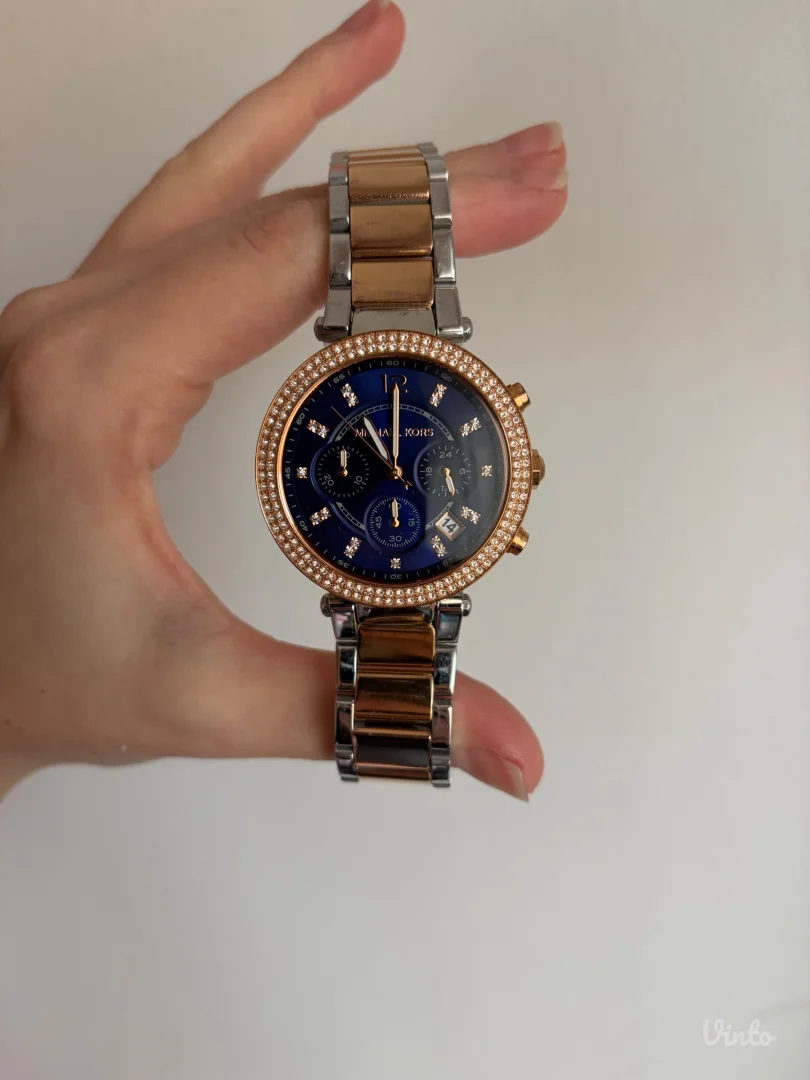 Michael Kors sat