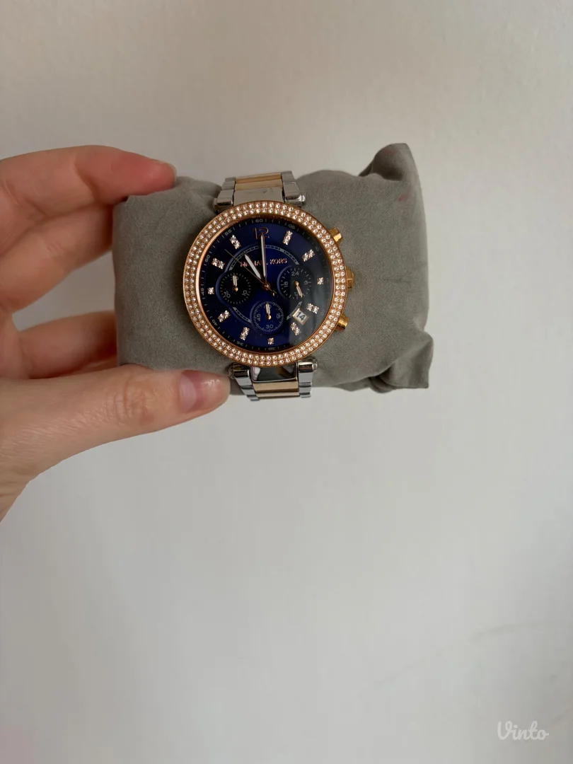 Michael Kors sat
