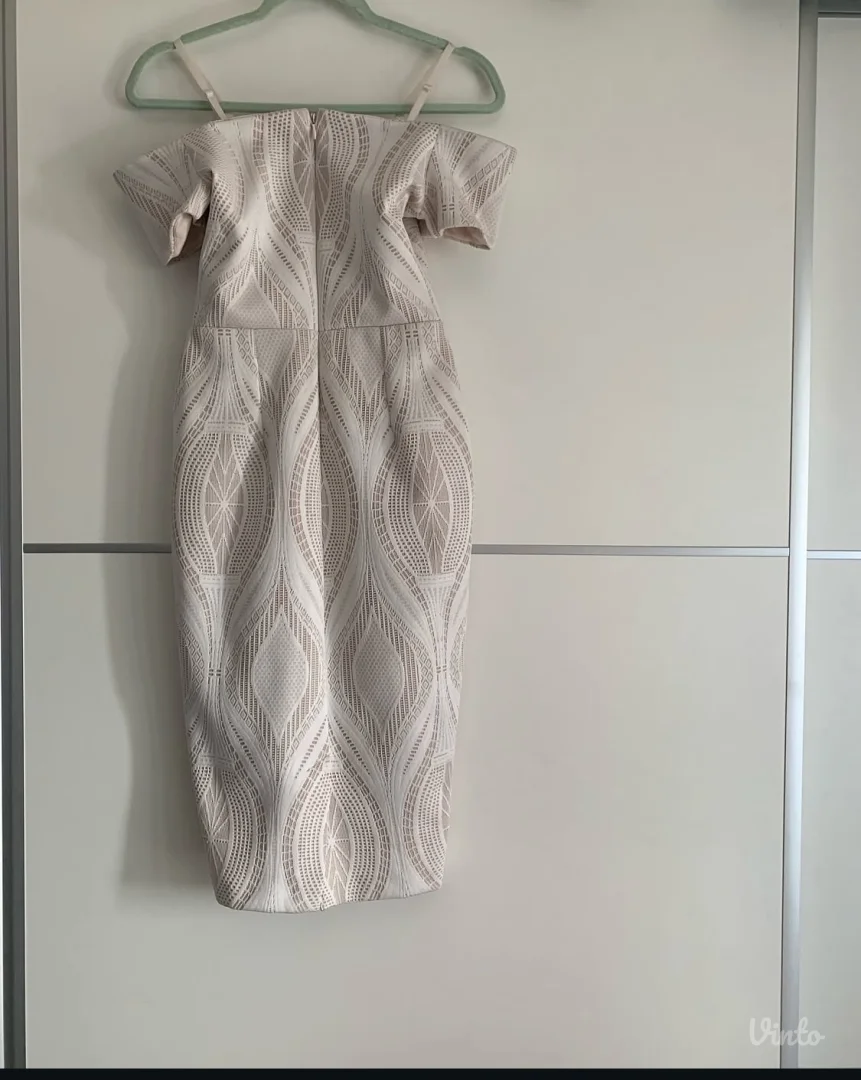 River Island nova haljina