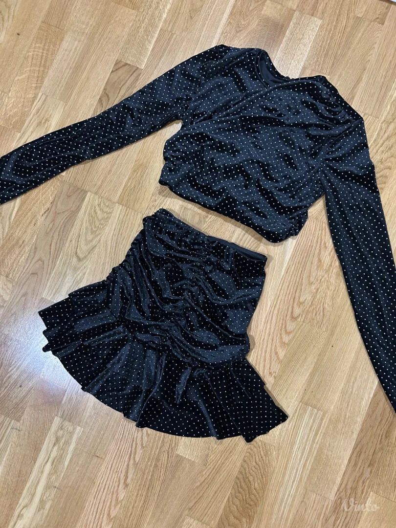 Crni plišani komplet