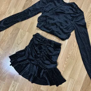 Crni plišani komplet