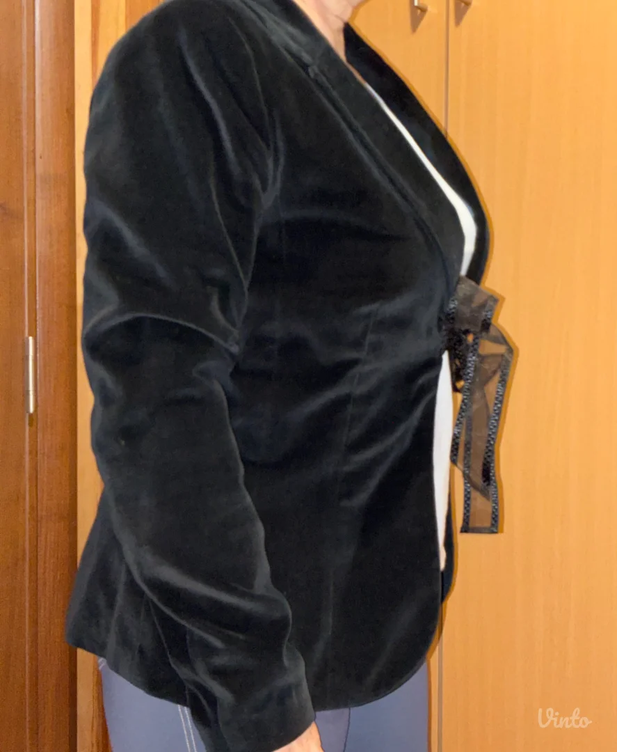 Elegantan plisani sako