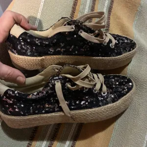 Kitten patike espadrile