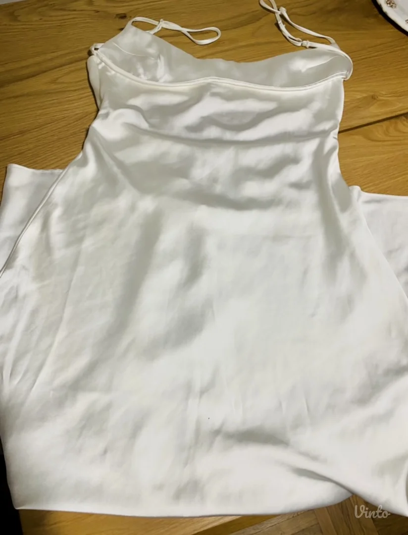 Zara haljina od satena