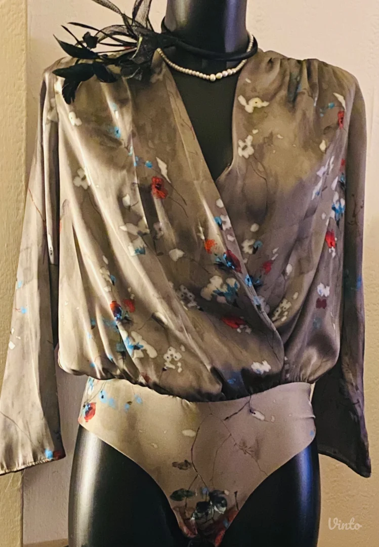 Bodi Zara cvetni maslinasto svečani