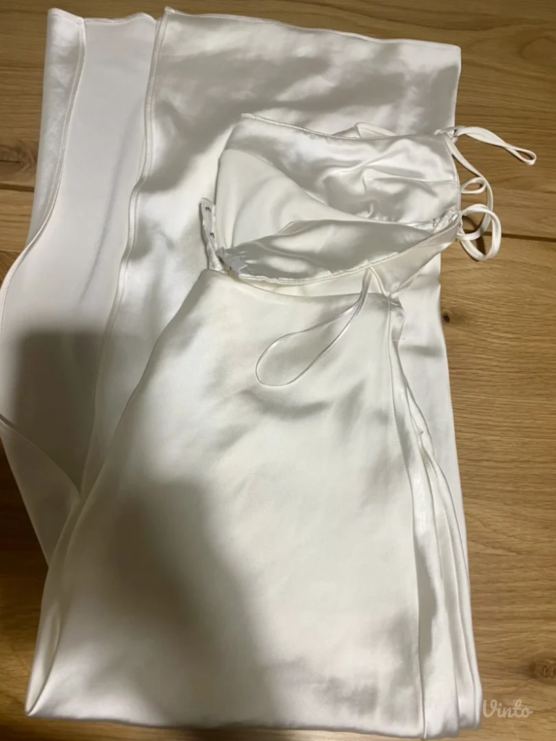 Zara haljina od satena