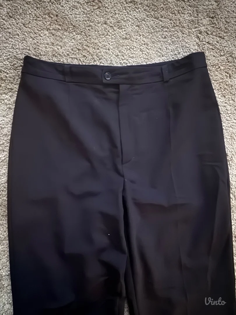Elegantne ženske pantalone