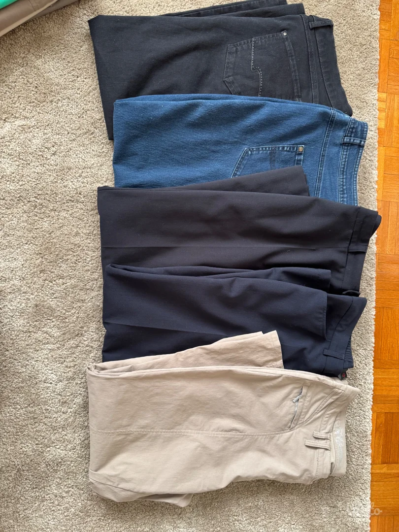 5pari brendiranih pantalona vel.44