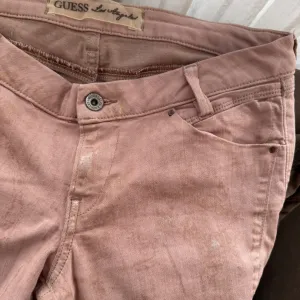 Guess farmerke br.29