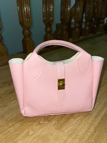 Baby pink zenska torbica