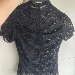 New yorker majica SA ETIKETOM