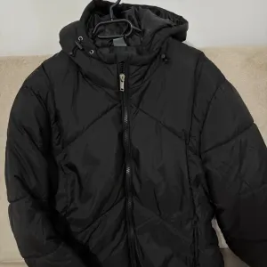 Женска јакна