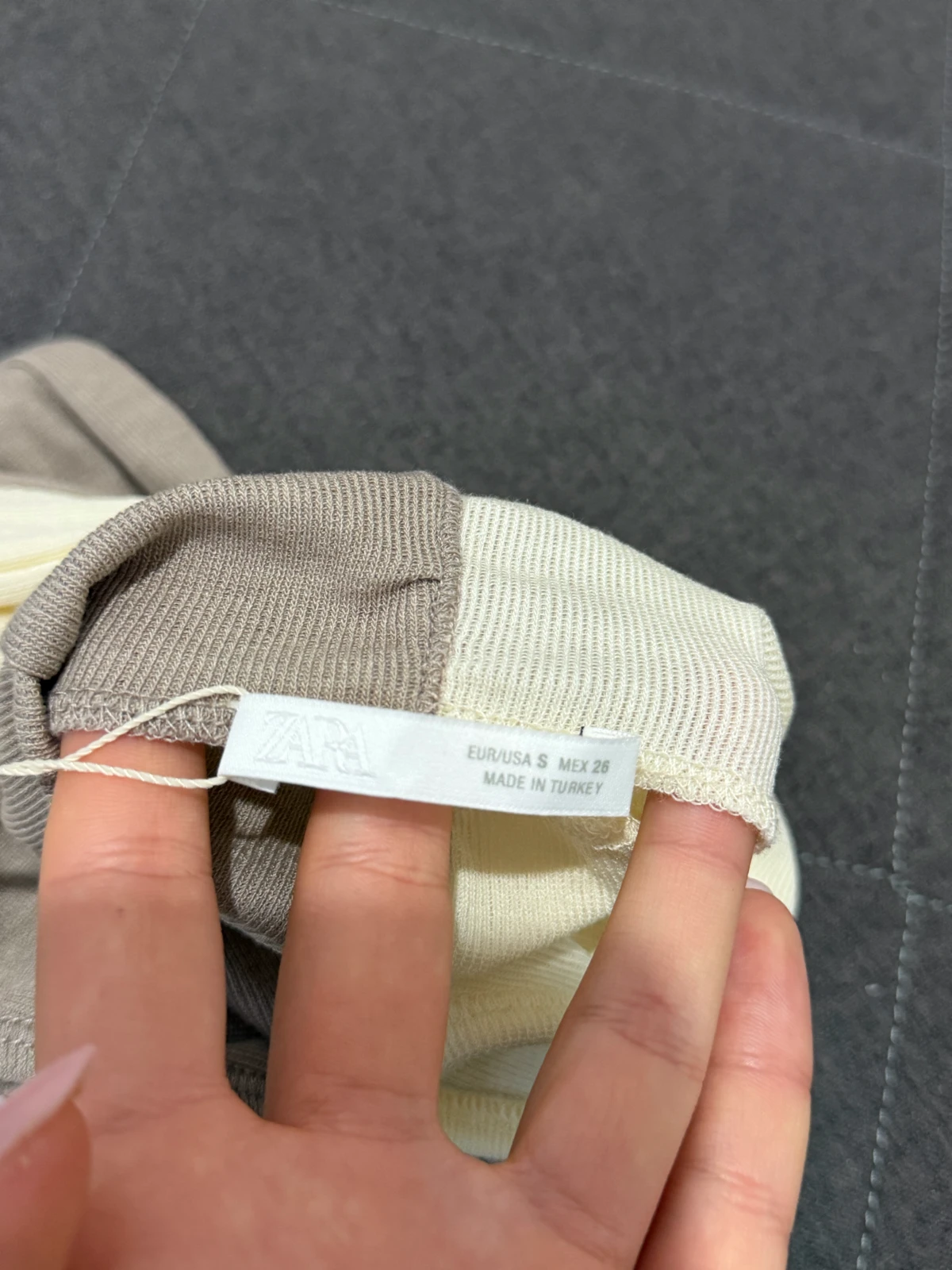 zara nova majica