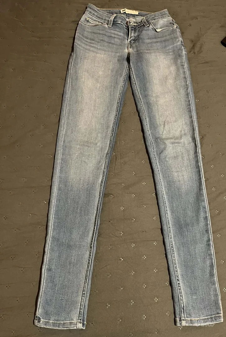 Levis-zenske farmerke