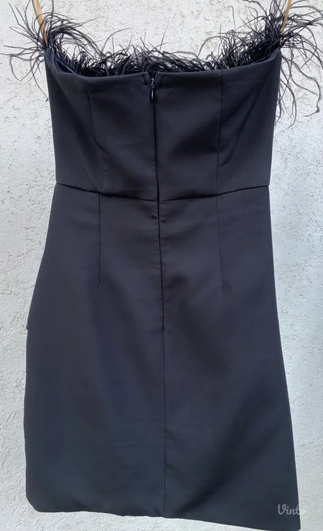 Crna elegantna haljina