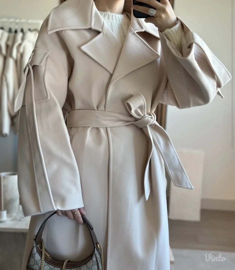 NOV ženski kaput S (bež i burgundy)