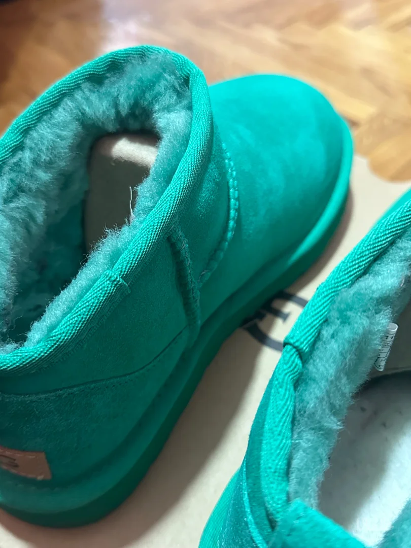 Ugg zelene ultra mini 38