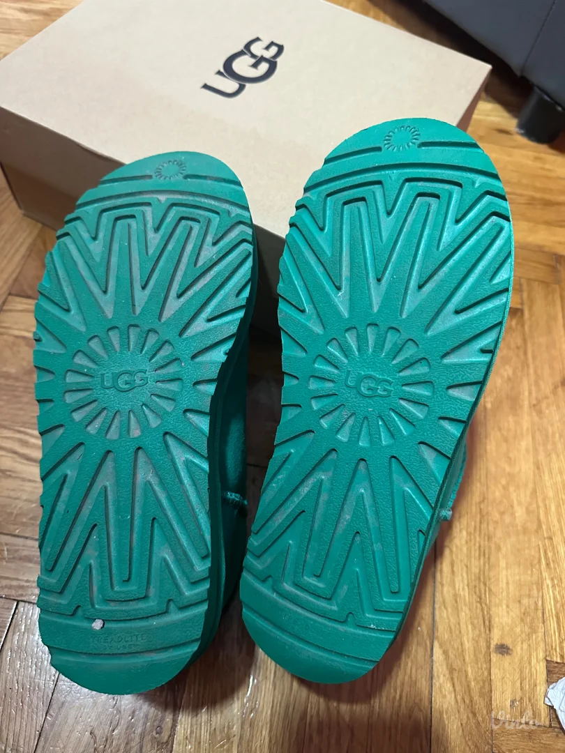 Ugg zelene ultra mini 38