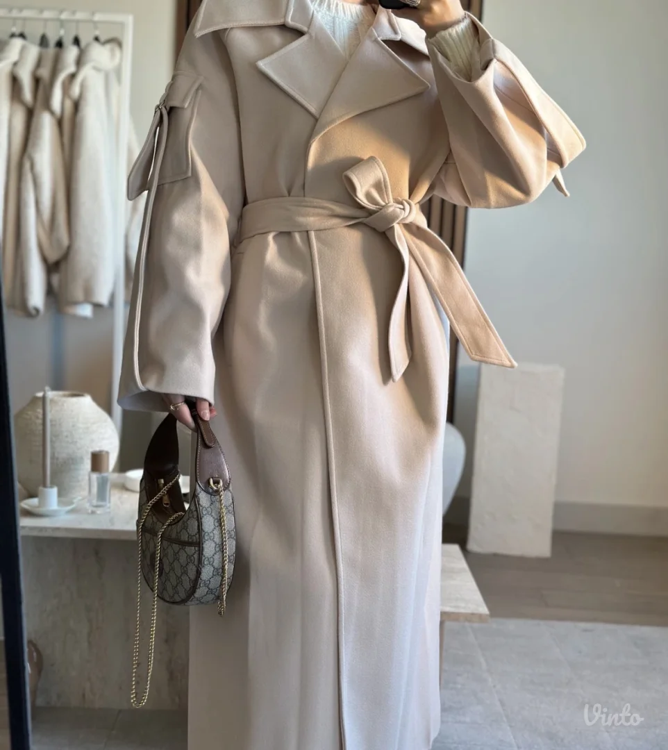 NOV ženski kaput S (bež i burgundy)