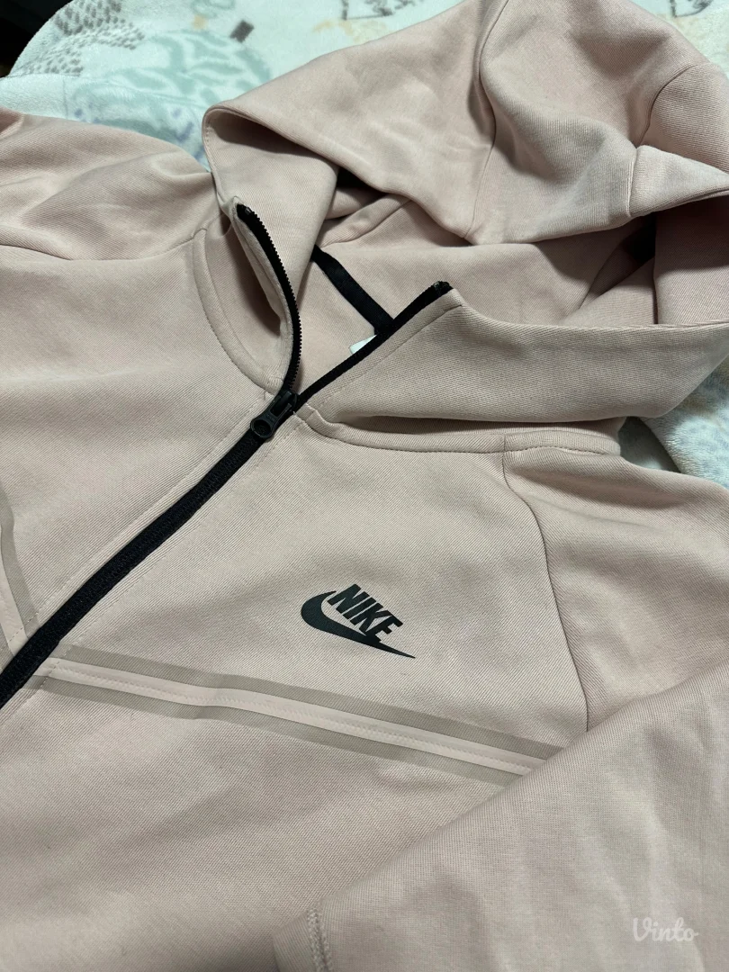NIKE tech fleece XL zenski duks ORIGINAL