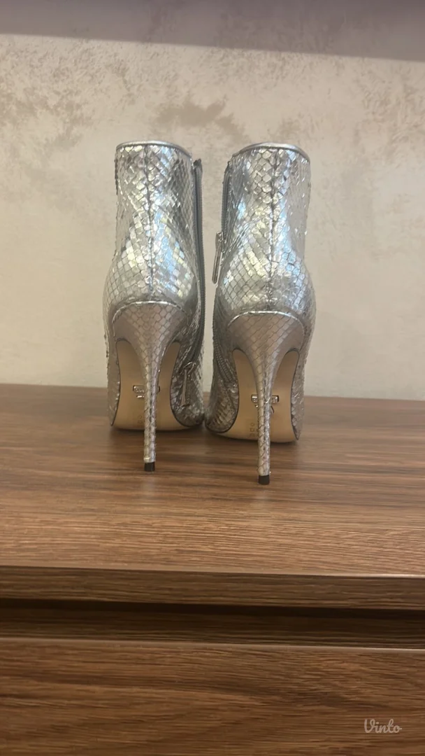 Carrano NOVE čizmice, 36 vel.