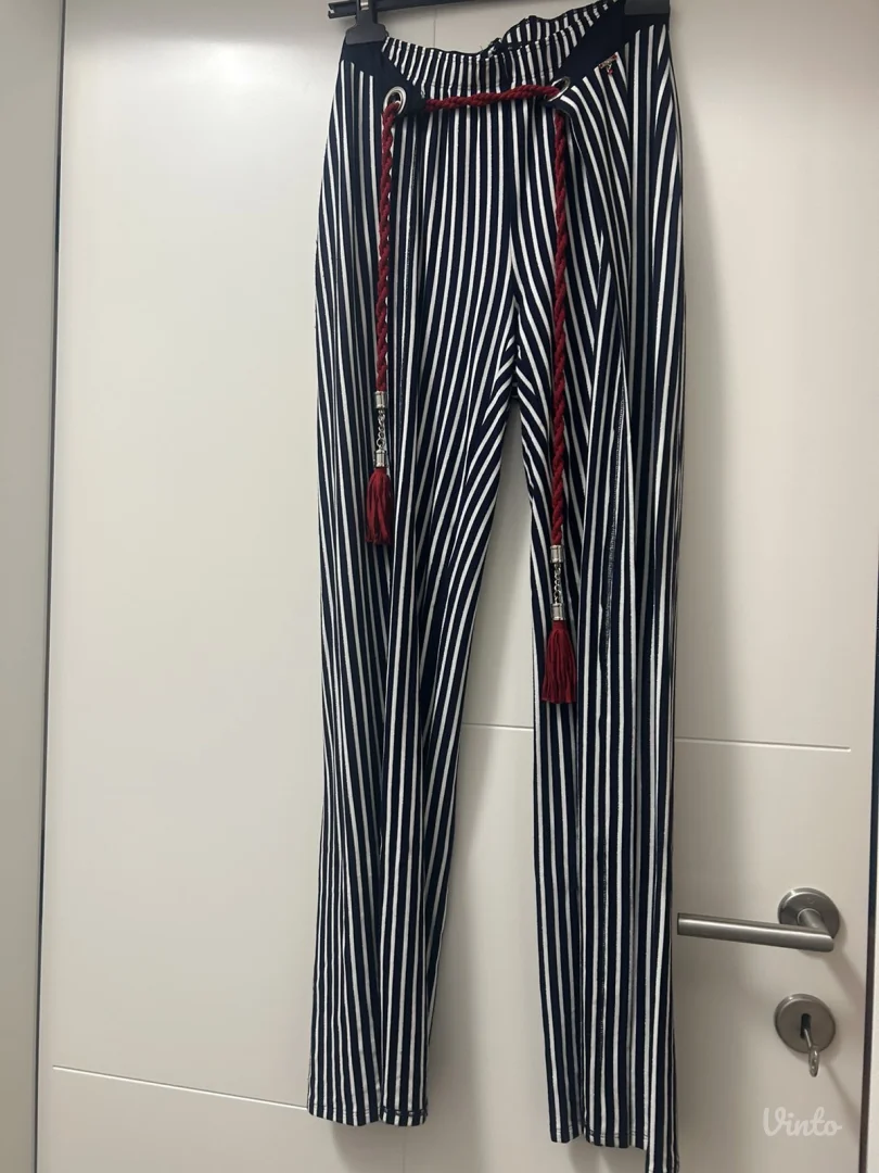 “Luna” nove pantalone, vel. 36