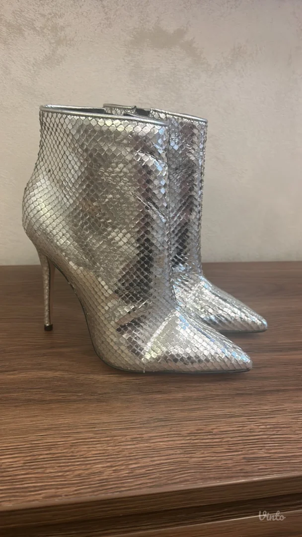 Carrano NOVE čizmice, 36 vel.