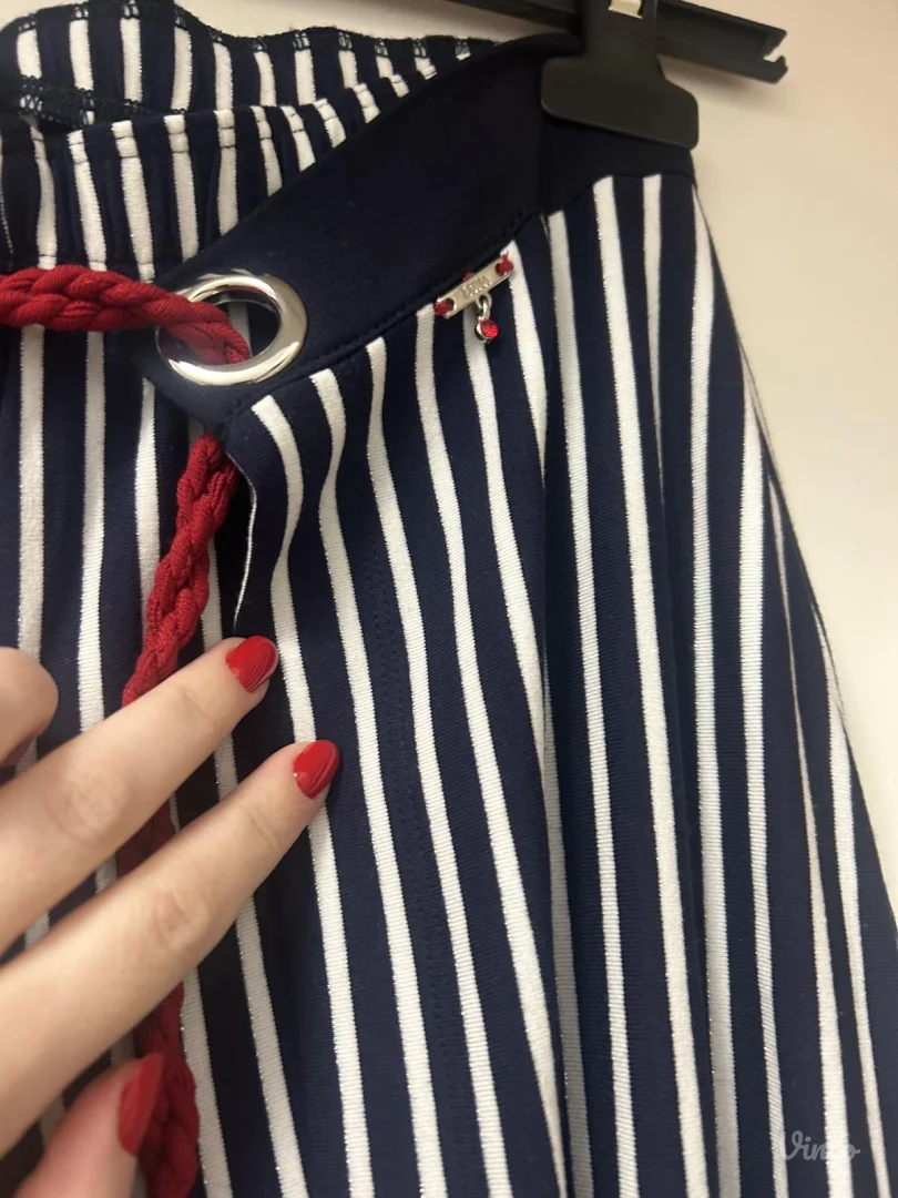 “Luna” nove pantalone, vel. 36