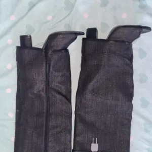 Cizme na stiklu crne