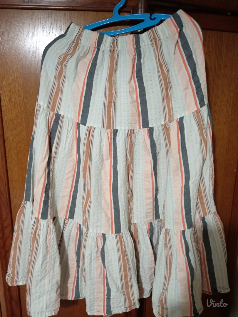 Dugacka sarena suknja