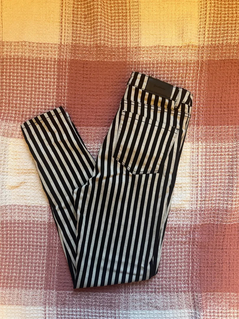 Stradivarius skinny high waist farmerke na pruge