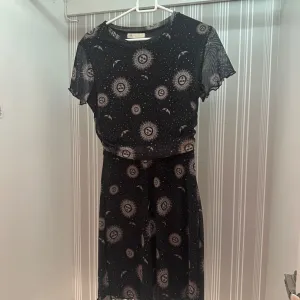 Stradivarius estetična letnja haljina