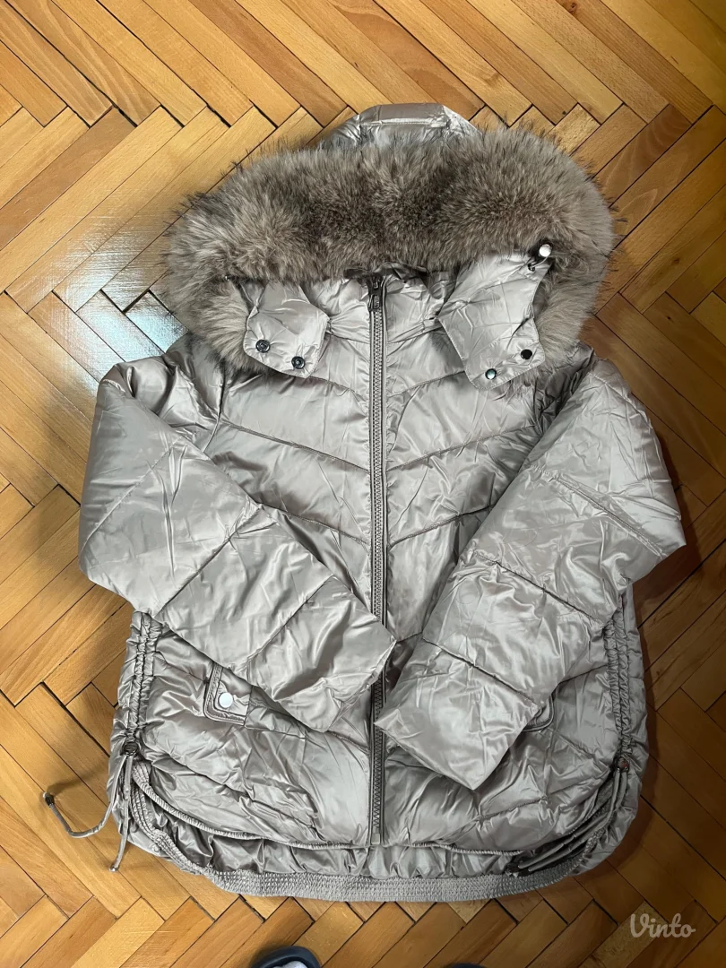 Zimska jakna sa prirodnim krznom