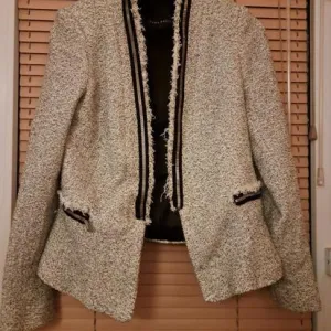 Zara sako xs