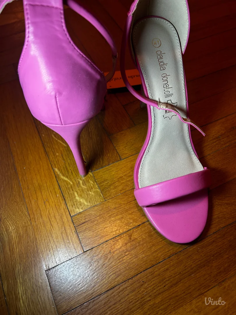 Roze sandale na stiklu Nove