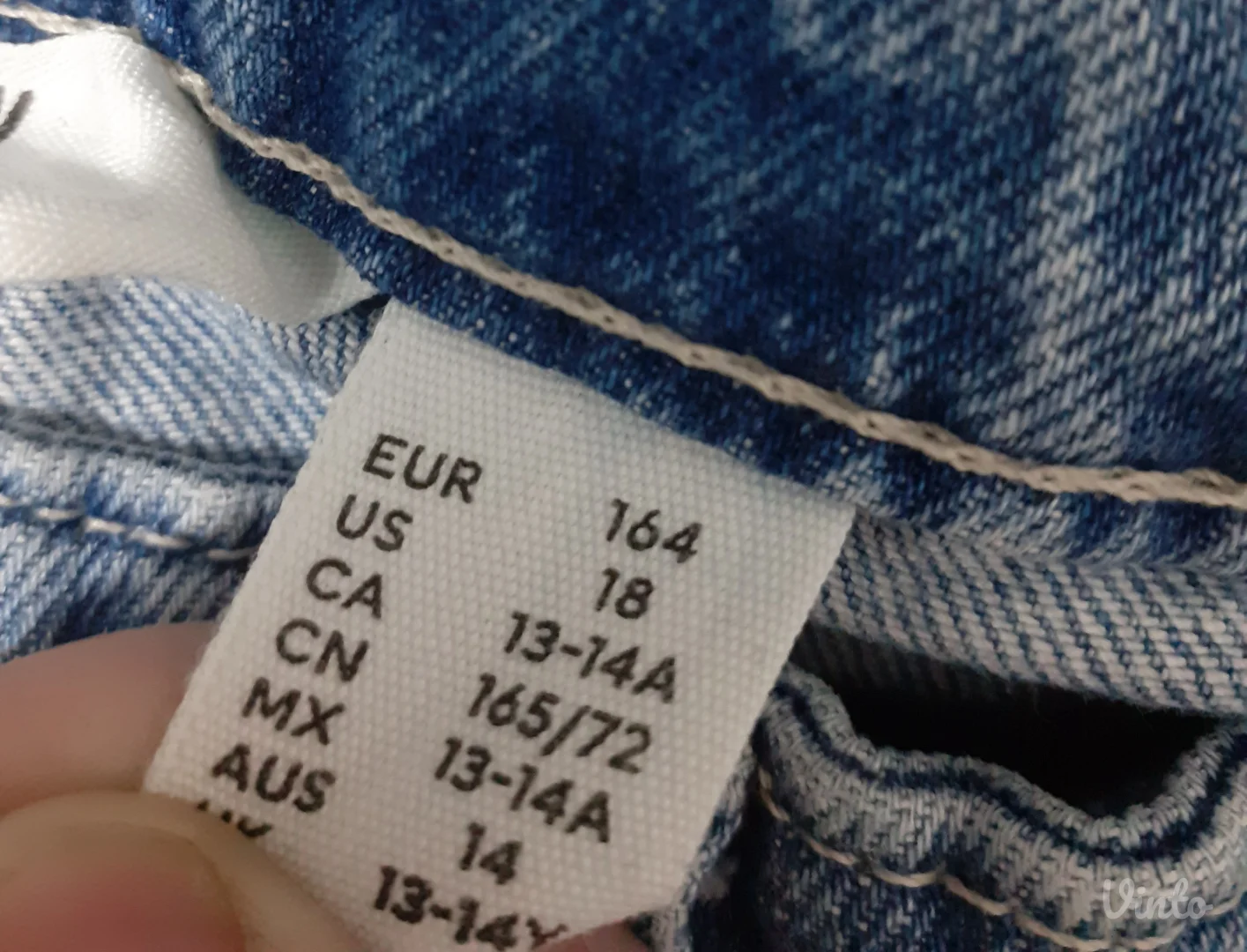 Plave pocepane ženske farmerice