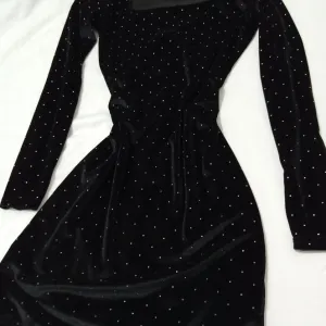 Crna haljina sa cirkonima